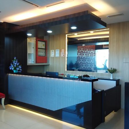 Ampang Inn Hotel Bagian luar foto