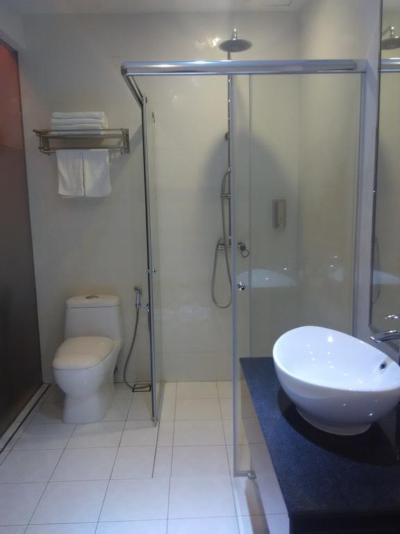 Ampang Inn Hotel Bagian luar foto